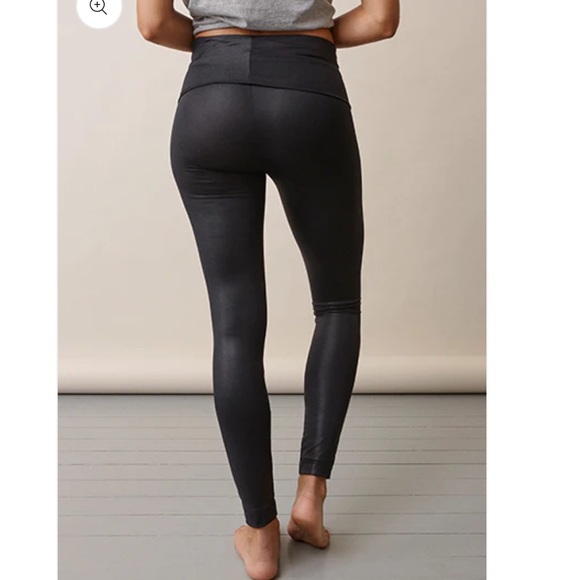 Boob Maternity and Post Pregnancy Glam Leggings - Picture 7 of 7